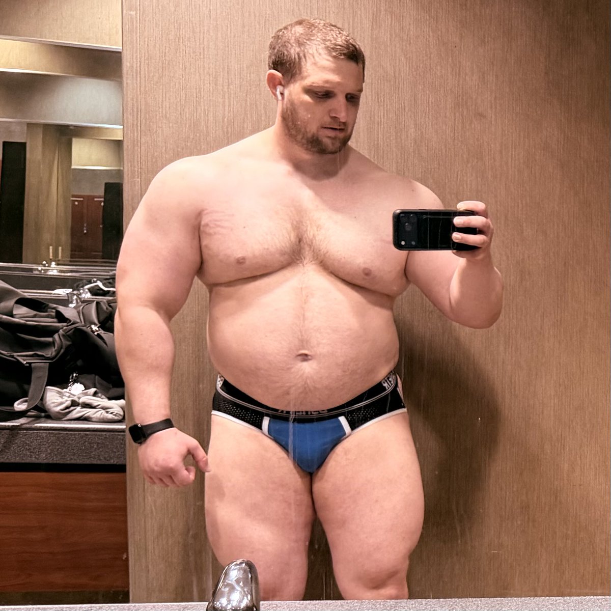 thiqmuscle's tweet photo. Jocktober #thick #bulking #musclebull #musclebear #musclegainer https://t.co/BhohxXFT07