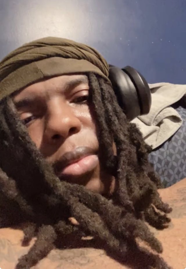 Jay110893's tweet photo. 🖕🏿 https://t.co/GySFT9mc8r