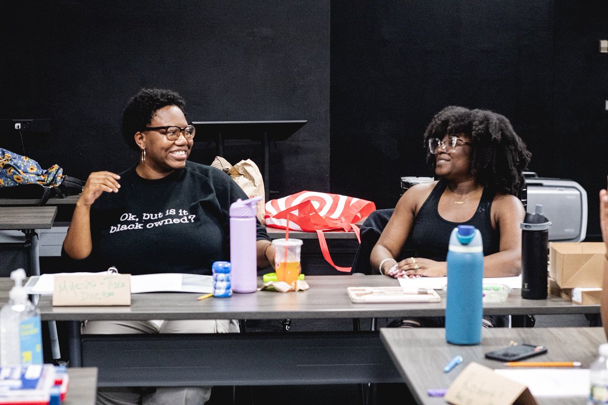 PerceptionsThea's tweet photo. Rehearsals are full steam ahead for our nurses at Morey Medical Center 👩🏾‍⚕️👨🏾‍⚕️👩🏽‍⚕️👩🏿‍⚕️Nov 5th-15th, Nov 6th: Opening Night.

🎟️🔗: https://t.co/ZhTLXiUlch

Photo Credit: Khaliq Photography https://t.co/MLttk85qRU