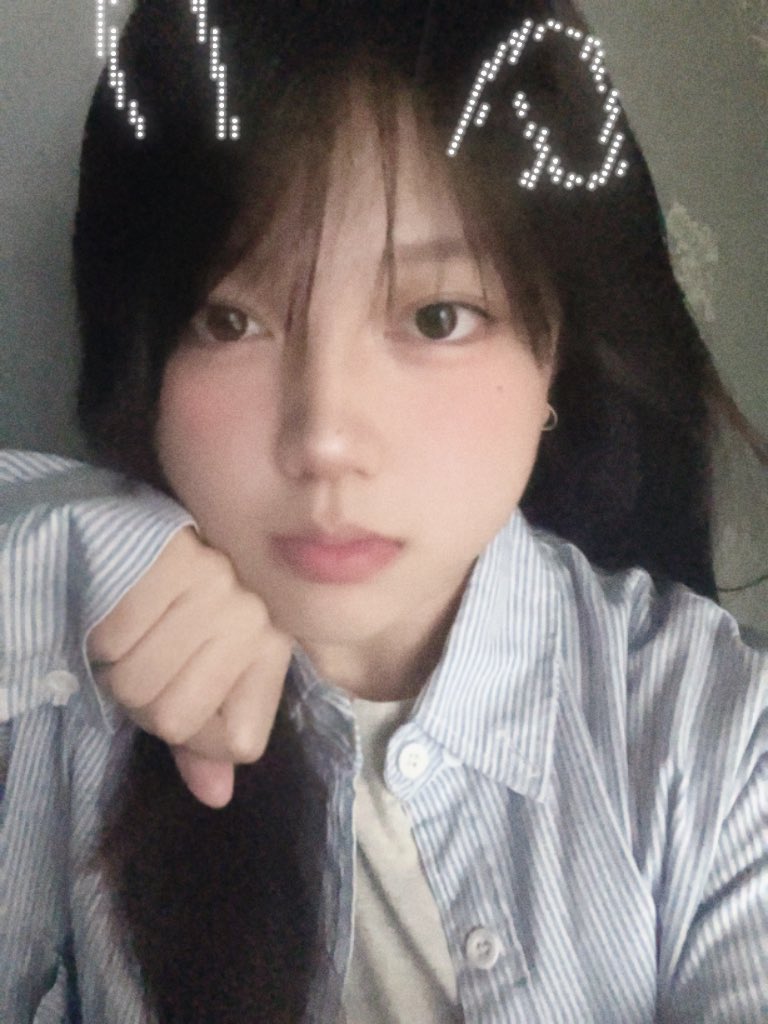 Yan3we's tweet photo. 此账号的使用者是一只小兔 ݁ ˖Ი𐑼⋆ #wlw #le #女同 https://t.co/mWlGNtPMaD