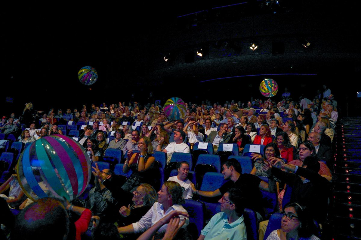 PalomaTejero_'s tweet photo. Esta tarde hemos celebrado en el Teatro Mira los 10 años de Fundación Caná 💙

Gracias por vuestra dedicación a las personas con discapacidad y sus familias, y a todos los profesionales, voluntarios y colaboradores que lo hacéis posible.

¡Feliz aniversario y enhorabuena! https://t.co/yjtzvaNn3g