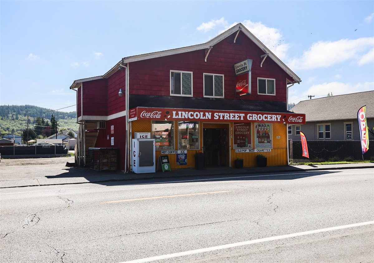 GreningerHarley's tweet photo. Have a quick second?  Take a look at this tour we created...

#PremierRealty #AberdeenWA #RealEstate #Graysharbor https://t.co/QAk6hO4qHP