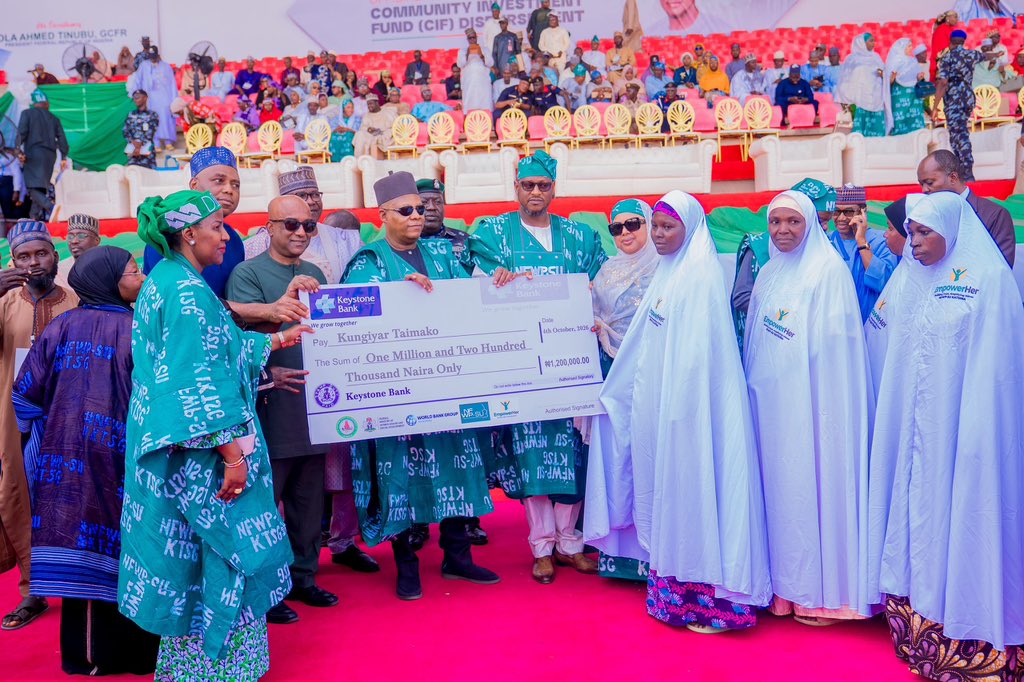 dikko_radda's tweet photo. Empowering Women is Empowering the Society. When we empower a woman, we strengthen a family; when we strengthen families, we build stronger communities; and when our communities prosper, Katsina prospers.

Today in Katsina, we had the privilege of welcoming the Vice-President of the Federal Republic of Nigeria, Senator Kashim Shettima, @KashimSM, GCON, for the flag-off of the Community Investment Fund under the Nigeria for Women Programme Scale-Up (NFWP-SU).

More than 40,000 women across Katsina State are set to benefit from this intervention, providing them with access to capital to expand their businesses, strengthen household incomes and build sustainable livelihoods.

For us, this is more than a financial intervention. It is an investment in the strength of our families, the resilience of our communities and the economic future of Katsina State.

I deeply appreciate the Federal Government, the World Bank and our development partners for their continued support. Katsina State has demonstrated strong ownership of the programme by committing N4 billion, which has enabled the expansion of NFWP-SU from six Local Government Areas to all 34 LGAs.

I have also appealed for additional funding and technical support so that we can reach even more women, particularly those in underserved communities.

I am especially encouraged by the participation of women with hearing impairment who have formed their own Women Affinity Groups. Their inclusion reflects our commitment to ensuring that disability never becomes a barrier to economic opportunity.

To all beneficiaries, I urge you to see this support as a seed for growth. Invest wisely, keep proper records, sustain your savings culture and continue working together to build stronger and more resilient businesses.