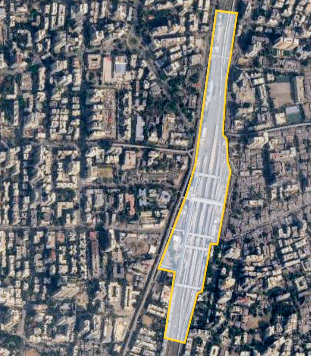 haldilal's tweet photo. Borivali Railway Station Redevelopment, B+G+15 Floor, 6.6 Lakh Sq. Ft. buildings on each sides, retail/restaurants, elevated concourses, new foot overbridges, plaza, 990 cars MLCP, pick up/drop off areas, integration of existing skywalks/subways on 21 acres land parcel at Mumbai. https://t.co/FGjAKdn2si