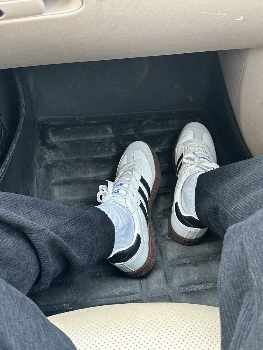 _Somtochi's tweet photo. Show me your footwear game? 🙏🏾

Here’s mine 😌 https://t.co/Vb8ly1jZ5o