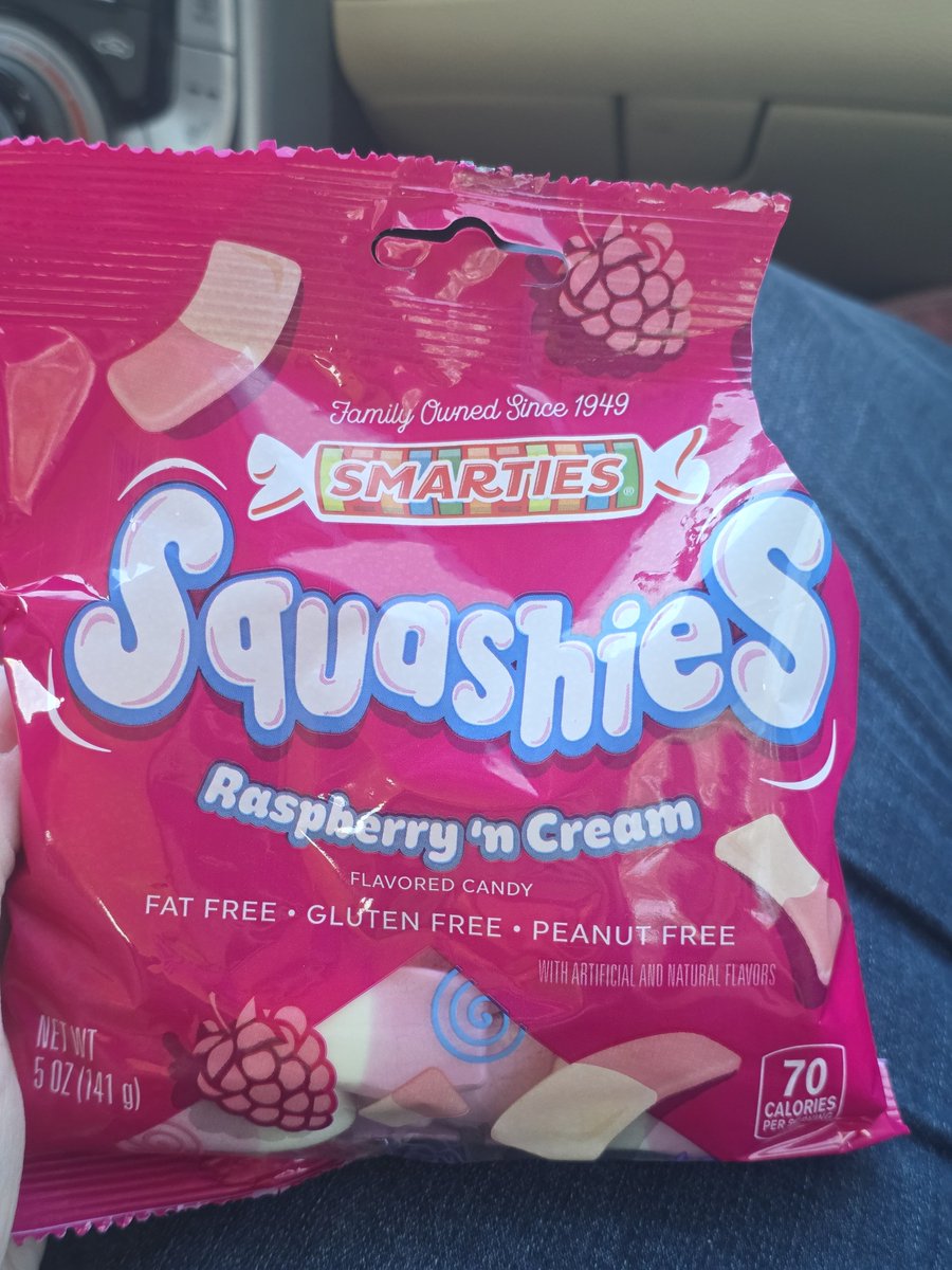 IDidADan's tweet photo. Omw to the #hardlaunchtour 
@AmazingPhil I've got Squashies &amp; Babybel cheese, you want any? https://t.co/xgDOzvGblg