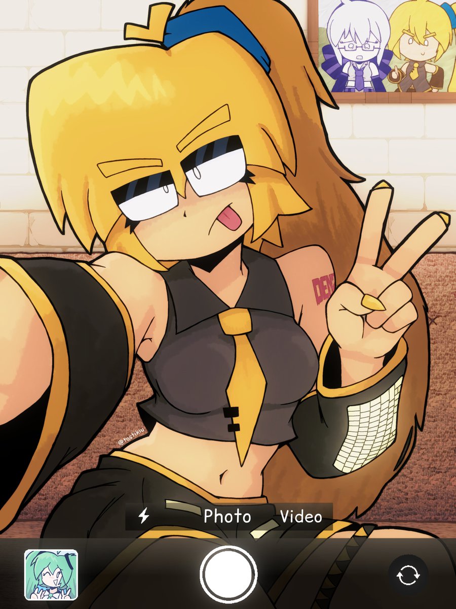 tostikiu's tweet photo. The yellow one  #akitaneru #neruakita #vocaloid https://t.co/33zgBKZZ5r