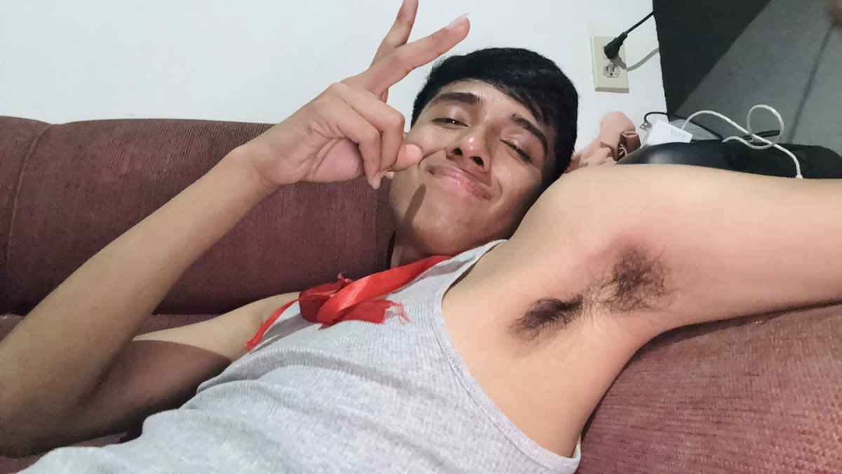 aAngell891's tweet photo. Ando bien pedo https://t.co/HTJiEJZloh