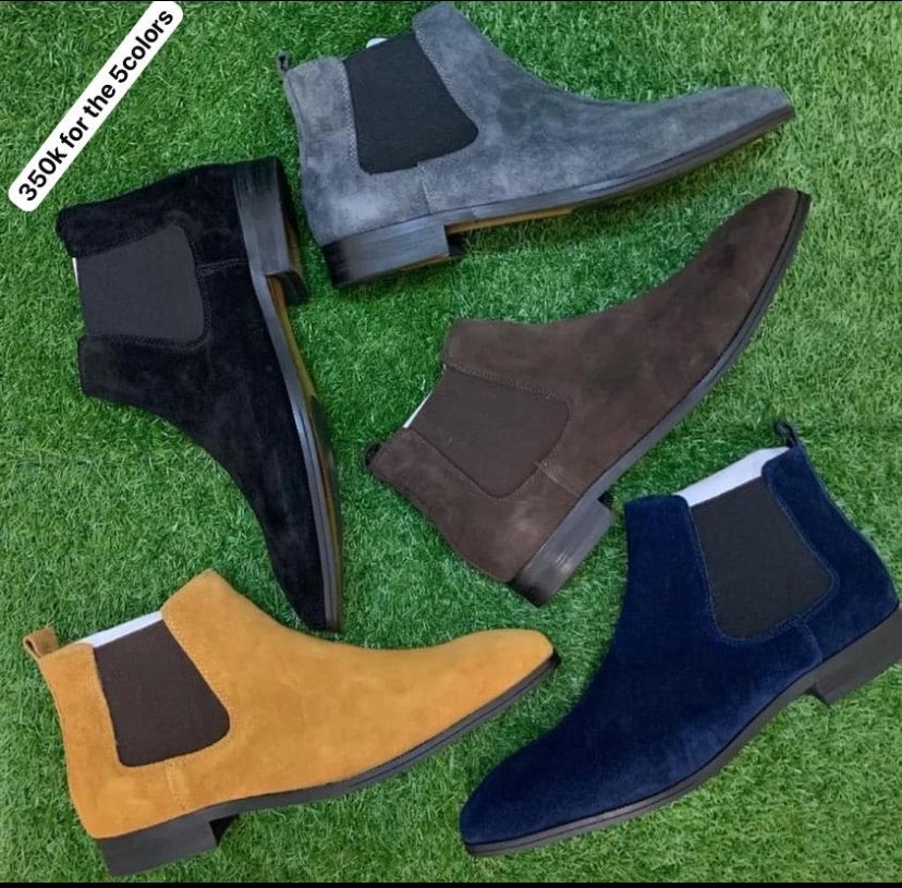 Acoded8's tweet photo. Not factory. Not mass. 
One last. >>5pairs - 11days handmade craft…
This is what happens when leather meets intention. 
Welcome to acoded footies -
#Chelsea suede boot 🥾 
NG:77,000 a pair 🏷️

5 colors for 350,000 discounted !✅
Shop within🪀 https://t.co/EK1NxkpFw3