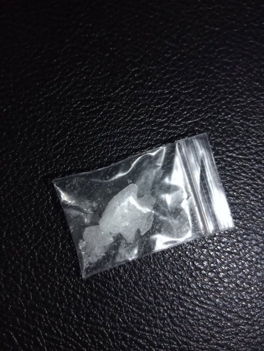 aria4212's tweet photo. i tried meth recently do you think i could get skinnier? #meth #question https://t.co/QN10Ib8XDh