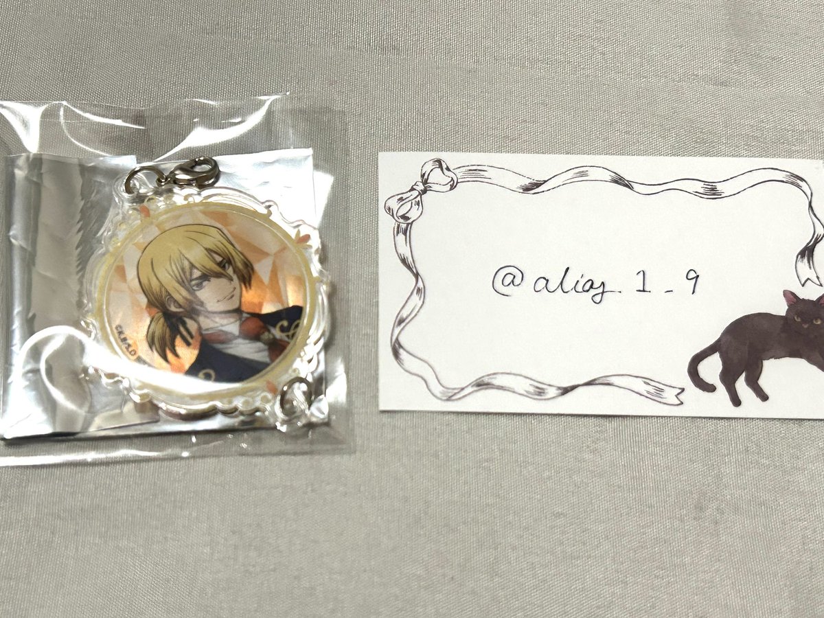 roronbaoioi's tweet photo. 【交換|譲渡】
Dr.STONE　ドクターストーン　ドクスト　オンザページ　アクリルチャーム　フォトカード

［譲］
画像1、2

［求］
スタンリー>定価+送料

・チャームは交換
・郵送又はストフェス手渡し（夜の部前）
成立後は専用のアカウントからご連絡いたします。
検索からも気軽にお声掛けください https://t.co/y89NvGpAS7