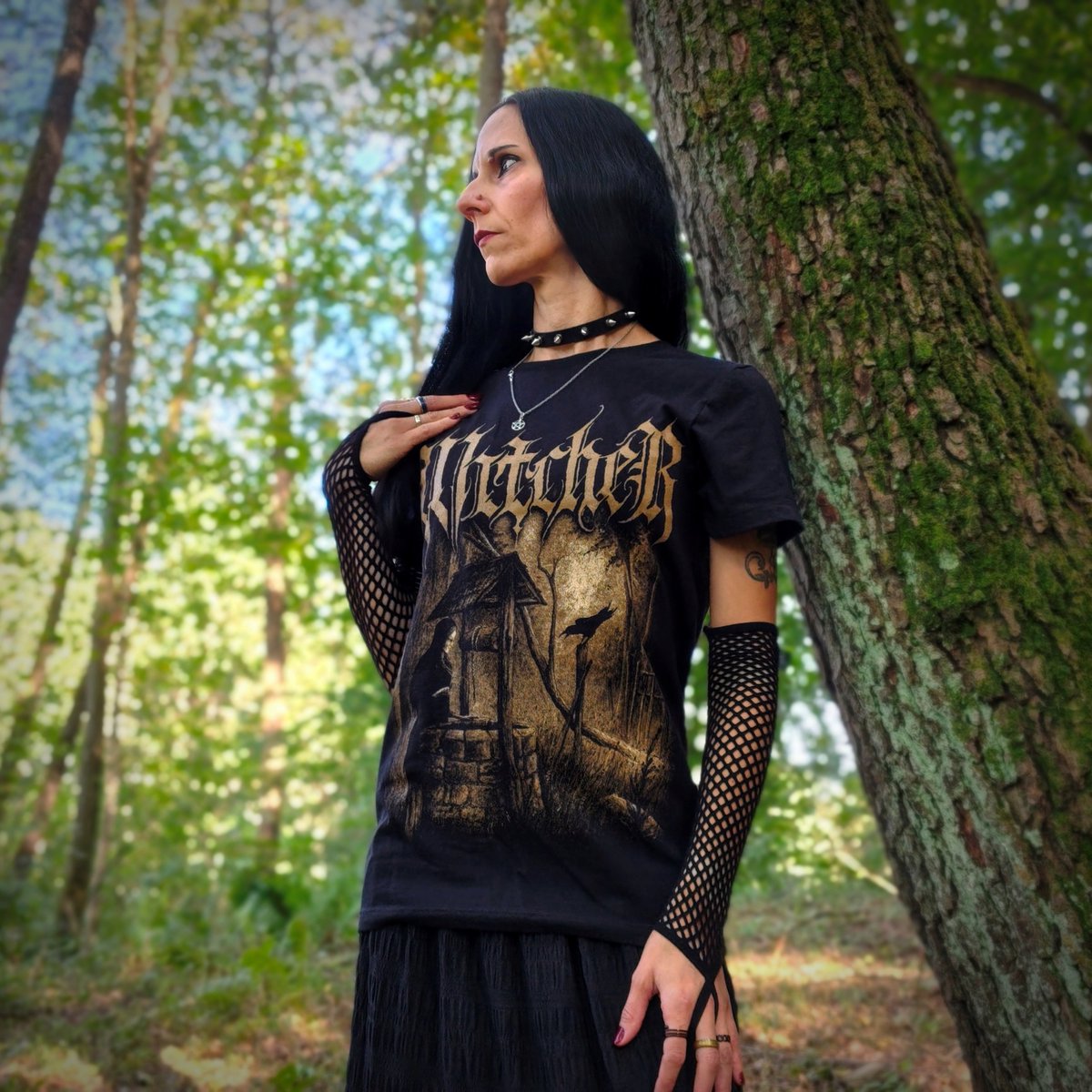 witcherband's tweet photo. Here is the official T-shirt for the WitcheR - Suttogó single! 🔥

It will be available in sizes M, L, XL and XXL, with a very limited number of women’s S and M sizes.

Release in early November - there will be no pre-orders this time!

#witcher #witcherband #blackmetal https://t.co/M20ChDiI50