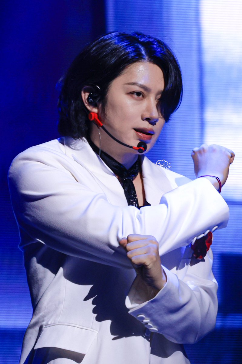 ryon_zzc's tweet photo. 20261003 SUPER JUNIOR 83z FANCON TOUR🇹🇼

Hey! Mr. Simple✨

#SuperJunior
#Heechul
#83z
#金希澈 
#김희철 https://t.co/gTDaUUwLXT