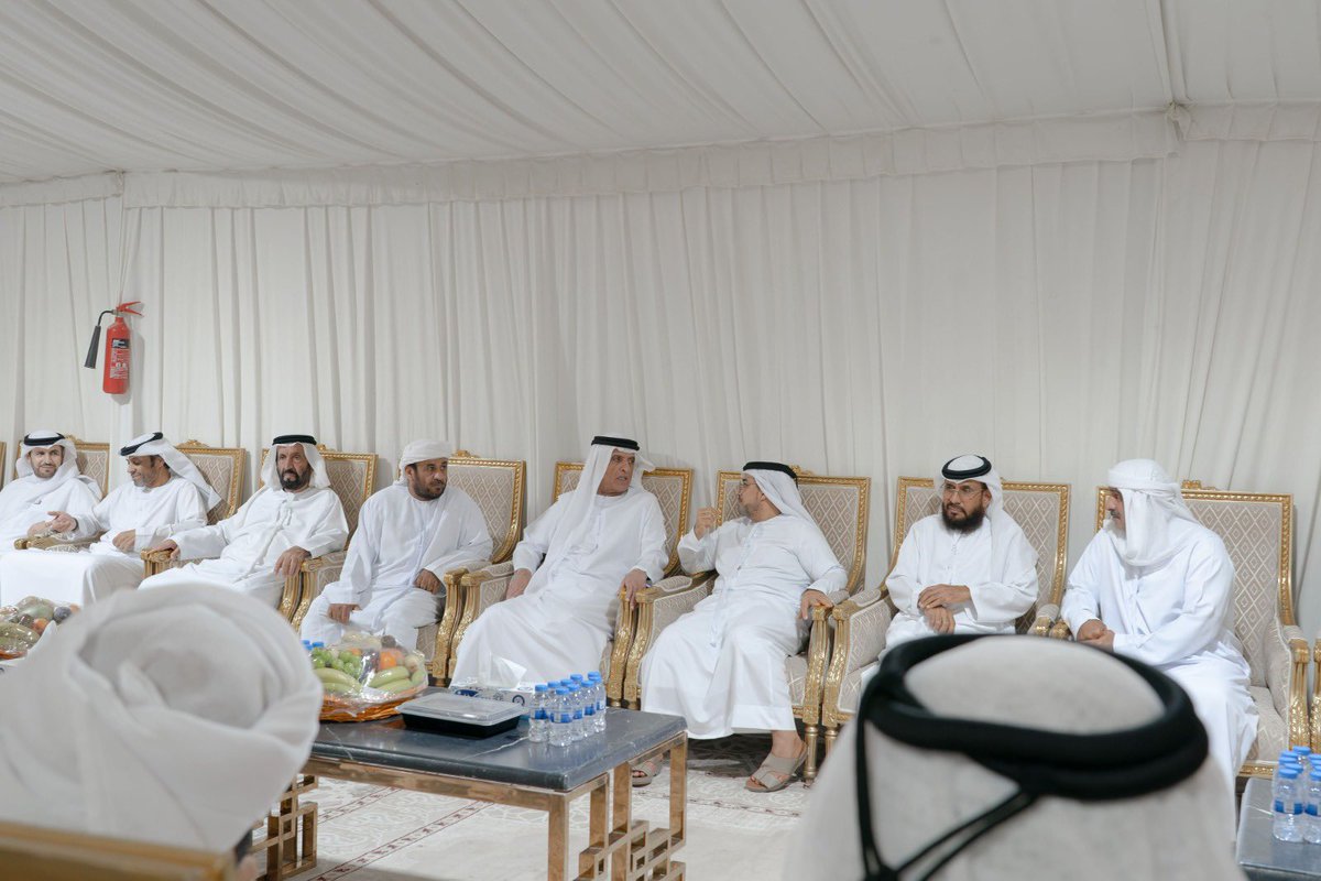 barqrak_'s tweet photo. #حاكم_رأس_الخيمة يعزي في وفاة والدة المستشار حسن الحبسي | وام

#برق_رأس_الخيمة https://t.co/hLQpj2XHdg