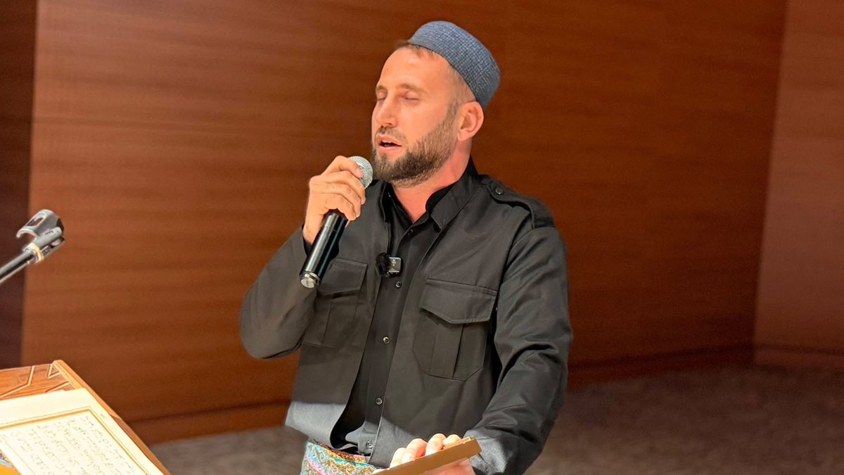 KokluDegisim's tweet photo. Diyarbakır’da düzenlediğimiz “Aksa Tufanı’nın 3. Yılında Gazze” konferansımız, Mehmet Kaya’nın sunumu ve Hafız Cemal Yiğit’in Kur’an-ı Kerim tilavetiyle başladı. #7Ekim https://t.co/afaFt4f0Dy