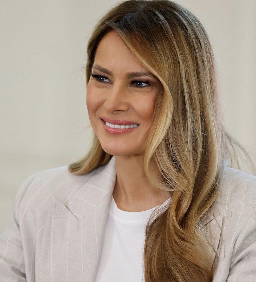 MuskBrief2's tweet photo. Do you agree Melania Trump is better First lady than Jill Biden and Michelle Obama?
A Yes, Absolutely B No, Ewwwwww https://t.co/PIE3da9Km5