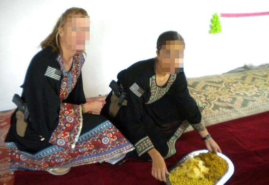 zeeshanzac09's tweet photo. US Army Cultural Support Team (CST), female SOF in Afghanistan https://t.co/FBt8ziy32E