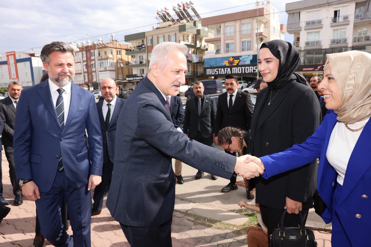 mhpantalyail's tweet photo. Aile, Kadın ve Sosyal Hizmet Politikalarından Sorumlu Genel Başkan Yardımcımız Sayın Ahmet Selim Yurdakul Bey ve MYK Üyemiz ve Antalya Milletvekilimiz Sayın Abdurrahman Başkan Bey, İl Başkanlığımızı ziyaret etti. Ziyaret kapsamında dava arkadaşlarımızla bir araya gelerek gündeme ve çalışmalarımıza dair değerlendirmelerde bulunduk.

Nazik ziyaretleri için teşekkürlerimizi sunarız.

#MilliyetçiHareketPartisi #MHP #MHPAntalyaİlBaşkanlığı #Antalya #SadullahGüneş

@abdurrahmanbask