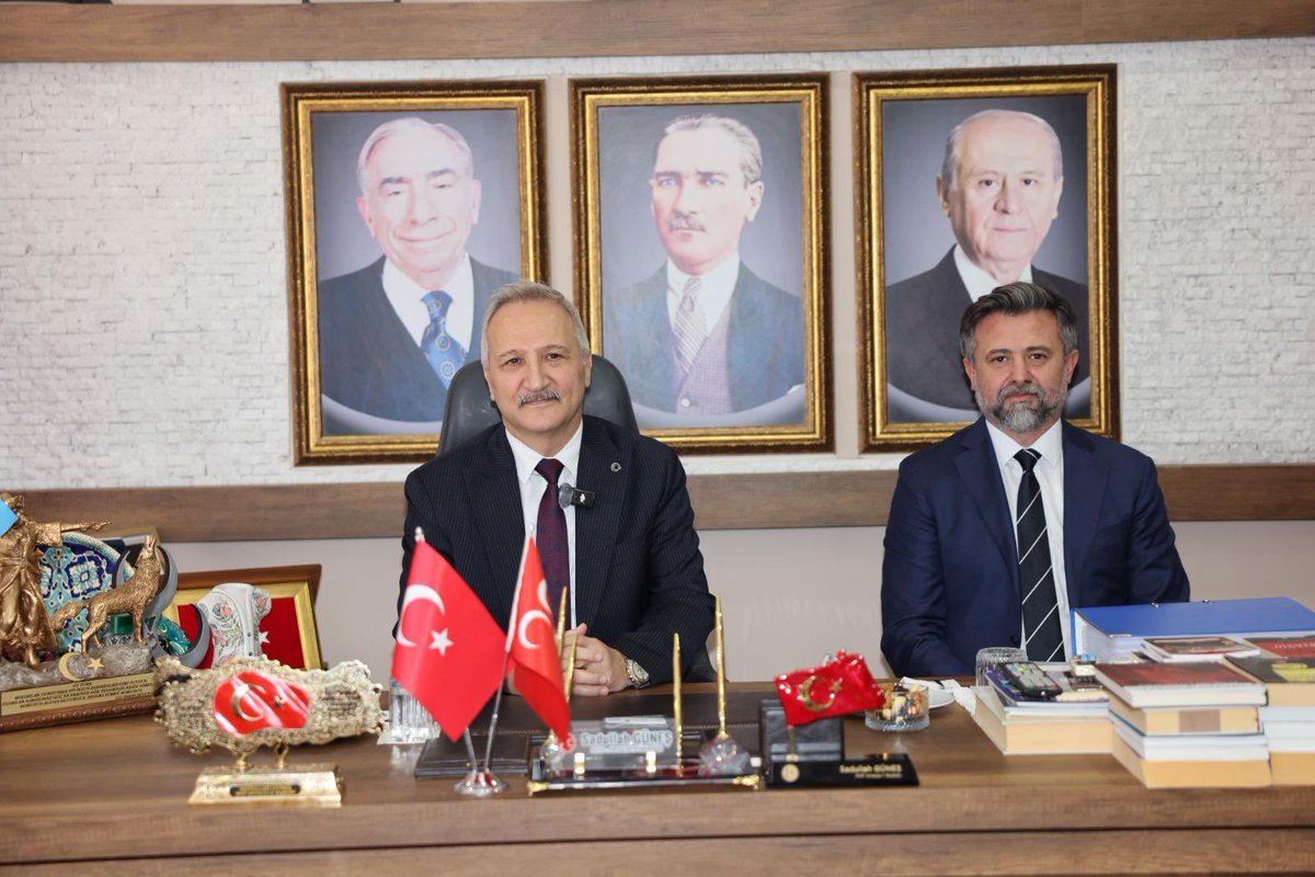 mhpantalyail's tweet photo. Aile, Kadın ve Sosyal Hizmet Politikalarından Sorumlu Genel Başkan Yardımcımız Sayın Ahmet Selim Yurdakul Bey ve MYK Üyemiz ve Antalya Milletvekilimiz Sayın Abdurrahman Başkan Bey, İl Başkanlığımızı ziyaret etti. Ziyaret kapsamında dava arkadaşlarımızla bir araya gelerek gündeme ve çalışmalarımıza dair değerlendirmelerde bulunduk.

Nazik ziyaretleri için teşekkürlerimizi sunarız.

#MilliyetçiHareketPartisi #MHP #MHPAntalyaİlBaşkanlığı #Antalya #SadullahGüneş

@abdurrahmanbask