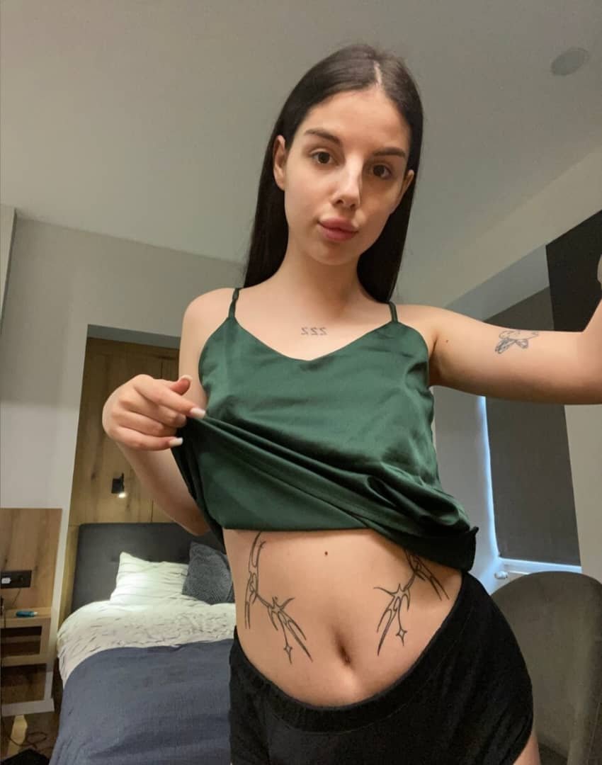 Jessia8967's tweet photo. Did you want my cloth on or off @ Jessic479 Telegram https://t.co/kHZJDmPvNs