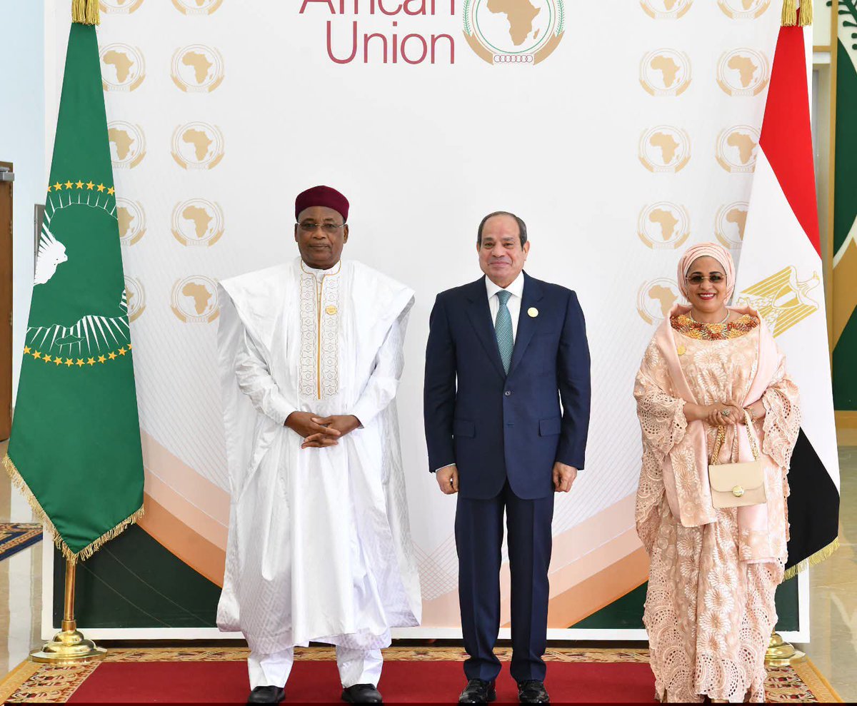 AdamouMahamad2's tweet photo. En sa qualité de Champion de la  #ZLECAF SEM @IssoufouMhm ancien Président du #Niger , a pris part ce dimanche à El-#Alamein à la 8e Réunion de coordination semestrielle de l'Union africaine et des Communautés économiques régionales.
@_AfricanUnion 
#Egypte 
#Egypt https://t.co/ZOqkfW58E4