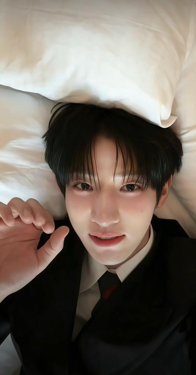 dajiahaowan's tweet photo. 와쎄 이 구도 너무 폭룡적인데｡｡｡ https://t.co/EY82jrPXI4