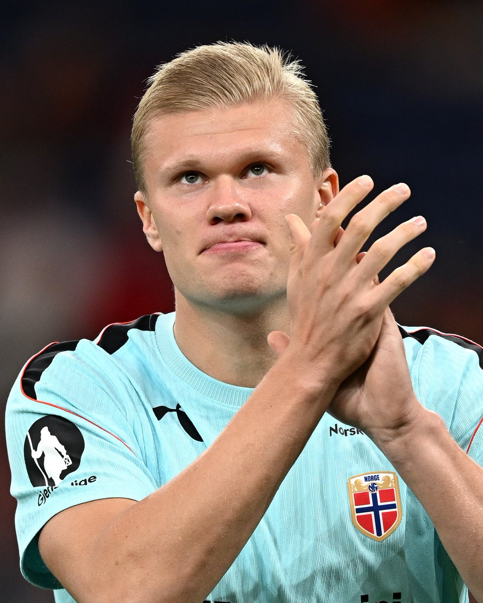 UEFAEURO's tweet photo. Haaland 🤖

#NationsLeague https://t.co/MgcJ9uYJXd