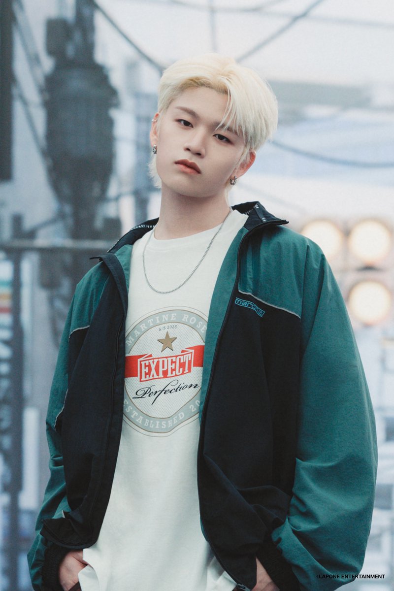 ONEMORNING_1's tweet photo. 今��の #ワンモ は…

『KO1KEYZ』×『ONE MORNING』
モーニングメッセージ・コラボウィーク🔥

明日10/6(火)6:30頃は...🐶

12人組グローバルボーイズグループ
#KO1KEYZ (@KO1KEYZofficial)から、
#ISSA さん・ #RYUJI さんからの
モーニングメッセージをお届け😉

テーマは、「最近、恋に落ちたこと」❤️
さらに、デビューシングル『KO1KEYZ』もOA🎶
お楽しみに✨

#radiko 📻
https://t.co/ile32g2YJD

#コイキーズ #코이키즈