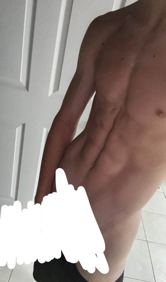 Tjsunyu's tweet photo. Dm to see more #nsfw https://t.co/7uZZT2m1L4