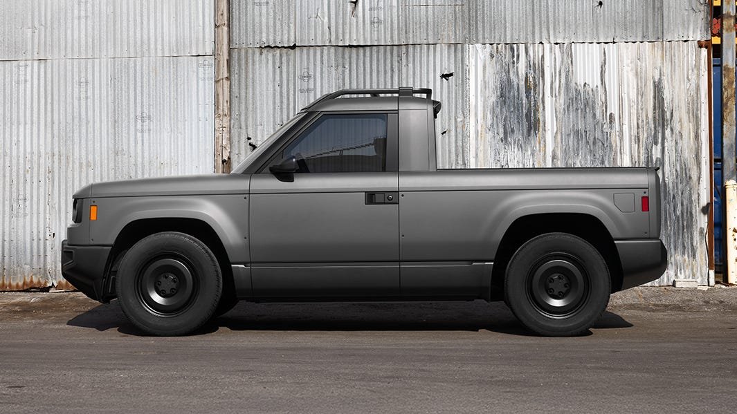 MuffinsNsuch's tweet photo. The Slate Truck is the cheapest new vehicle in America and it has crank windows.

-$24,950 

-205 miles on a charge

-No screen. No paint. No power windows

-Gray plastic from the factory. You wrap it. Or bolt on an SUV kit later.

-Built in Indiana

Is this small truck about to revolutionize the auto industry?