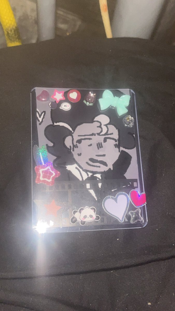 Paperclpnation's tweet photo. A photocard made yesterday at the paper clipping fanclub weekly meetup! Same time next week? 🤔 https://t.co/TyUVRBAxNg