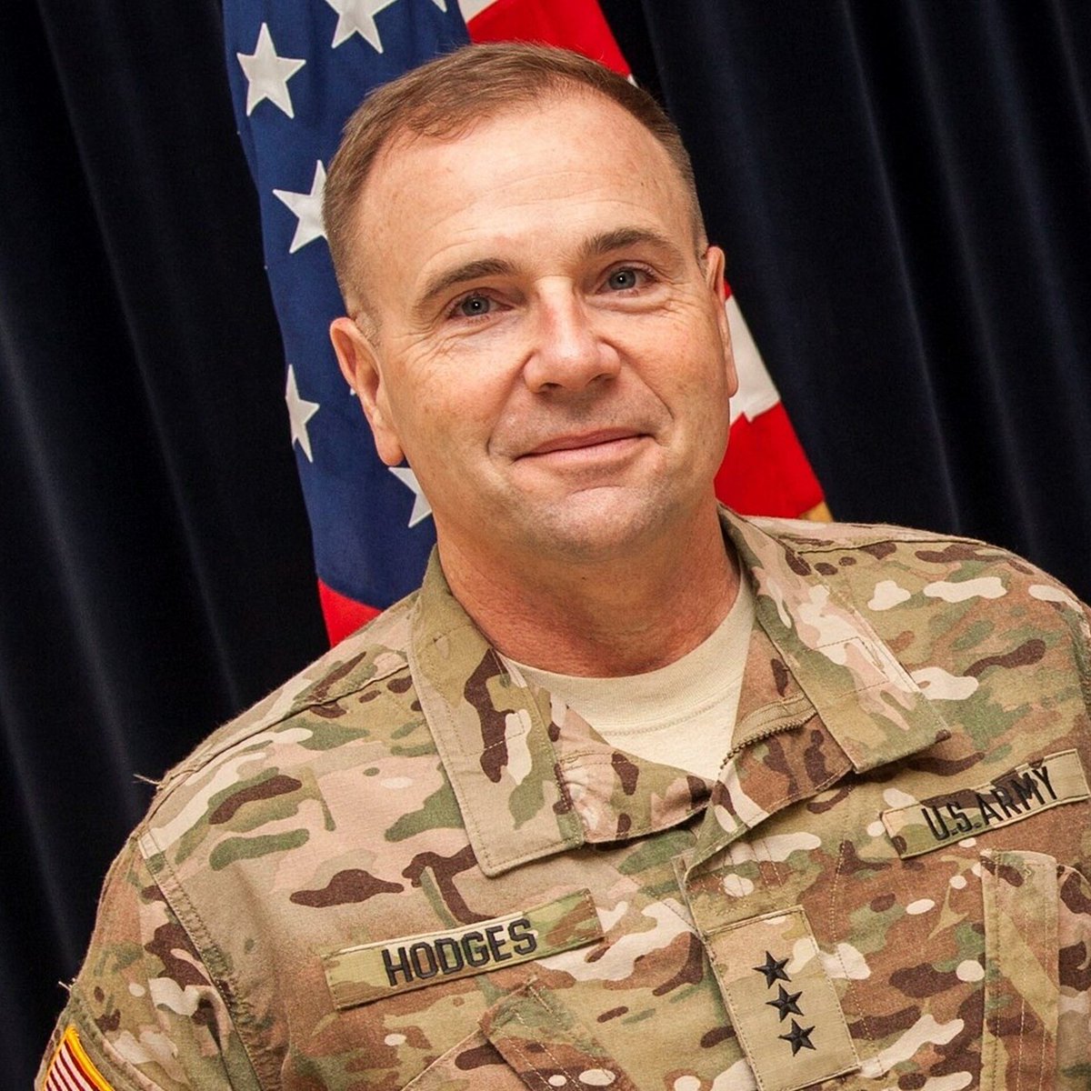 MaleekPay88's tweet photo. The 35th Chief of the U.S. Army Reserve, Lt.
Gen. Robert Harter, visited the US Army Civil Affairs and Psychological Operations Command (Airborne) headquarters at Fort Liberty, NC, today. https://t.co/vvw14R1YC6