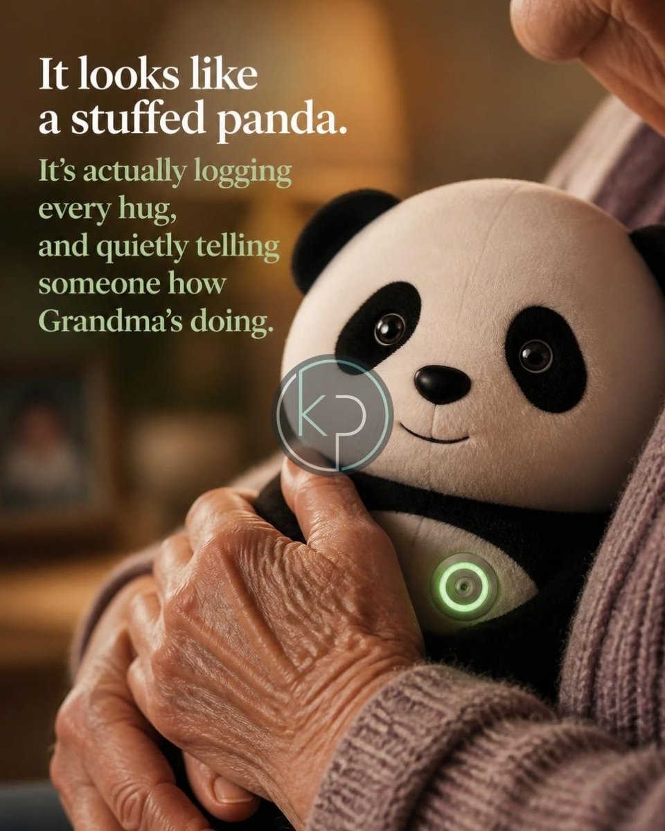forty4audio's tweet photo. This week on kp Tech: Zeroth's W1 looks exactly like WALL-E, hauls 110 pounds across grass and gravel, and runs a live security | An'An is a real CES-award-winning panda robot that hugs your grandparent, learns their voice, and quietly Full stories: https://t.co/QJAqPqw5cg https://t.co/Fzls1bO1xP