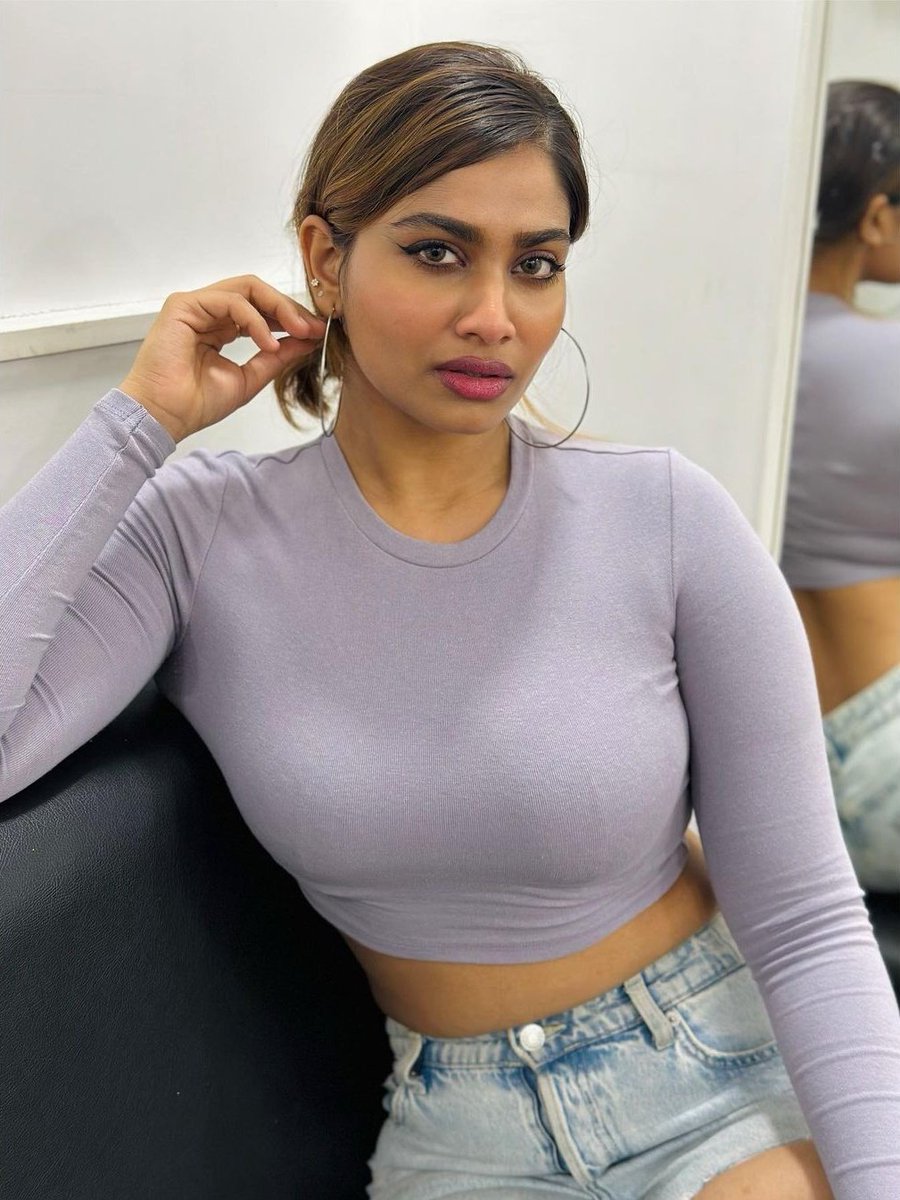 GodModeForNow's tweet photo. Magnetic Eyes  Magnetic smile❤️😍
#ShivaniNarayanan 😍🥰❤️ https://t.co/4OZ404DZZ3