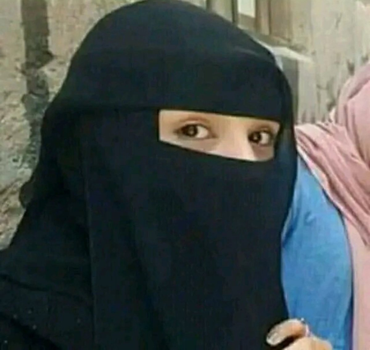 dchiud's tweet photo. هاي من فاضي يجي نسهر ونشيش https://t.co/dlgd8SLWqT