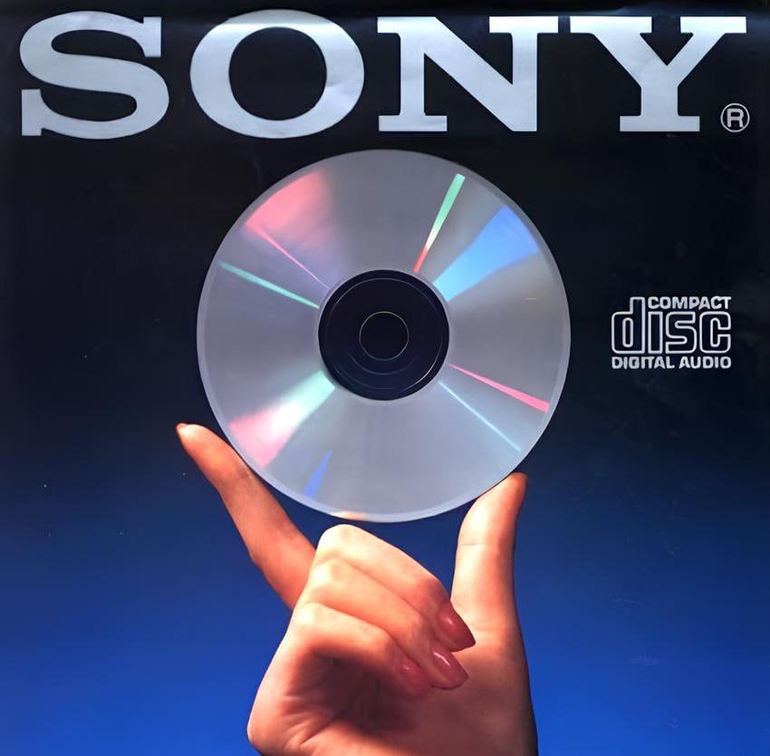S96_22222's tweet photo. @PlayStation Physical games are the only choice. 💿 https://t.co/3CiVbKALsF