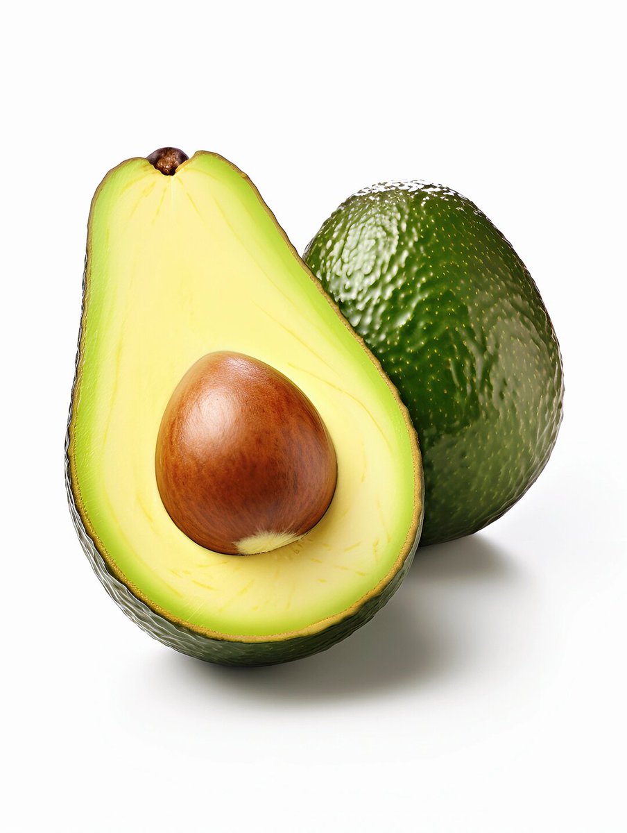 HannahSomehf's tweet photo. Probando aguacates ecológicos de Málaga: cremosos, sabrosos y sin pesticidas, perfectos para tostadas. Recomendación 100%!， https://t.co/b4LxrCOrot
