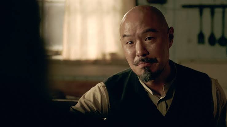 Sir_BiolaPr's tweet photo. When I think about East of Eden, Lee immediately comes to mind and he wasn't even the lead character.

Hoon Lee pocketed the entire show with his exceptional performance, and class. The diction, the expressions, and the delivery 👌

What an actor! 👏 https://t.co/E2y9eu97qv