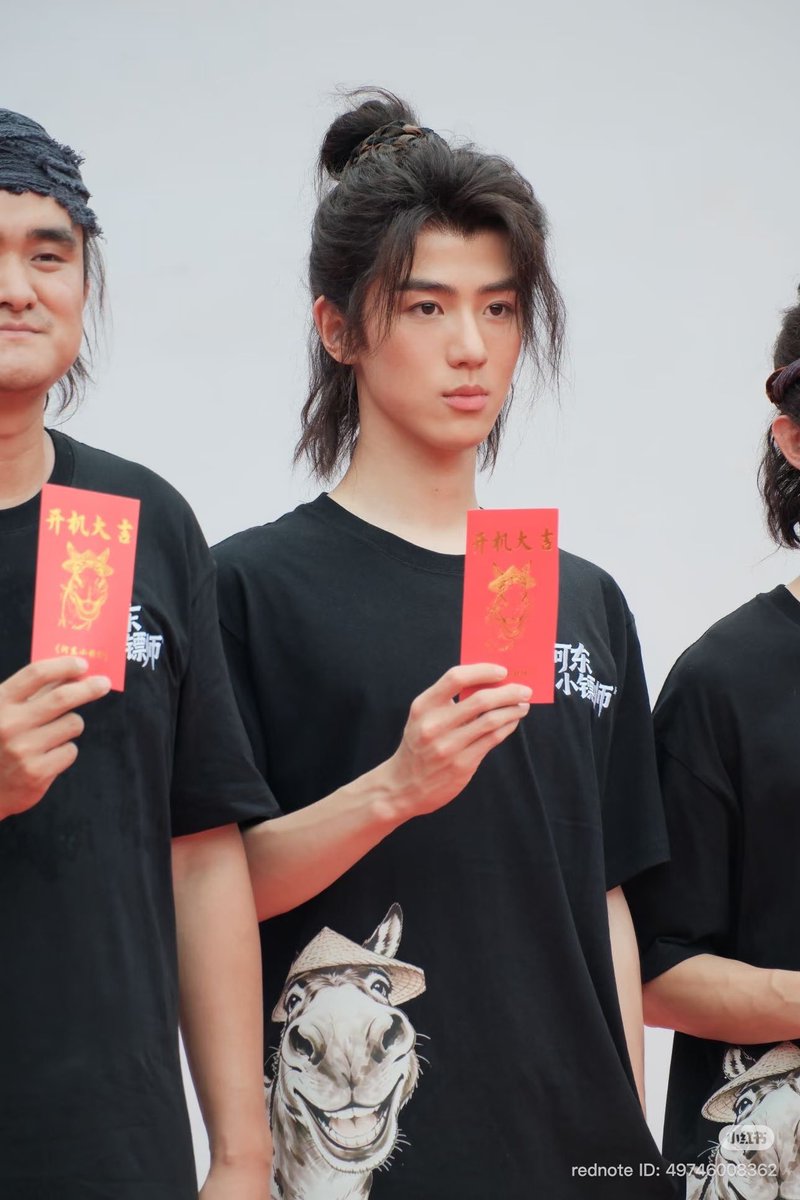 Leyen72's tweet photo. #ZhaoLusi first drama production Sonder, not an NPC
Official weibo update 4/10/2026.

Sonder will ba broadcast on Douyin, October 11, 2026
at 7pm (China Time)

Does this mean nitizens can watch it for free? If so I think Lusi done this to make herself get use to filming again and to showcase her talents acting skills. Because I know three of them has already been casted in costume drama, filming at the moment.

Ctto