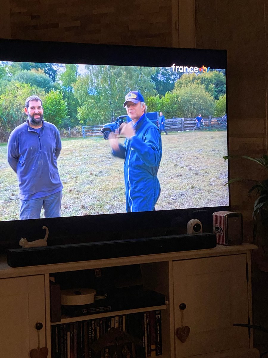 GIUSEPPINA95's tweet photo. @LaurentDelahous Laurent tu as fait ma soirée 😀 https://t.co/tqjyKQMhYv