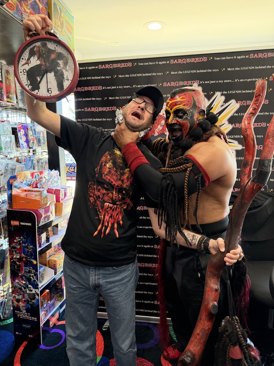 ArmyDave3382's tweet photo. @MasterGio @kinky_horror @badtechno @Allllright Got to meet #WWE legend @realboogey #TheBoogeyMan today @Sargeandreds1 toys in Utica Michigan I was 1st in line he is a really nice guy https://t.co/59HvnHQX5N