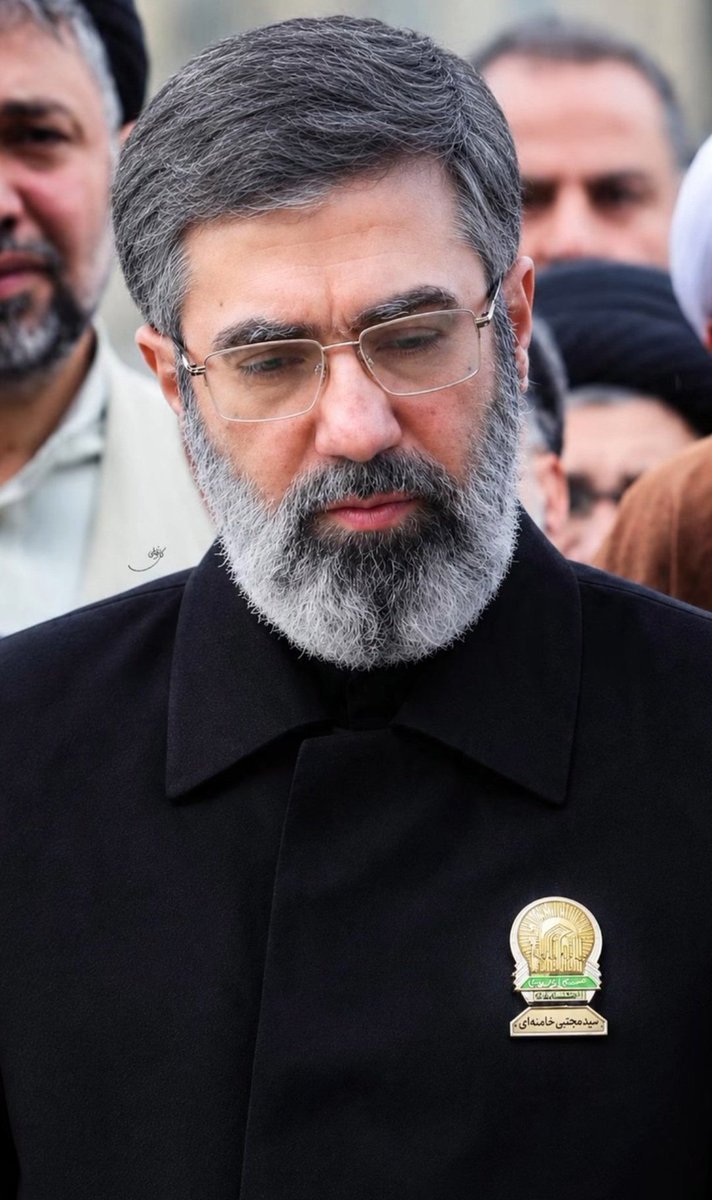Malek3139's tweet photo. سلامتی وجود نازنینش صلوات.
#حمايت_انقلابى https://t.co/Uogqtdvsqc