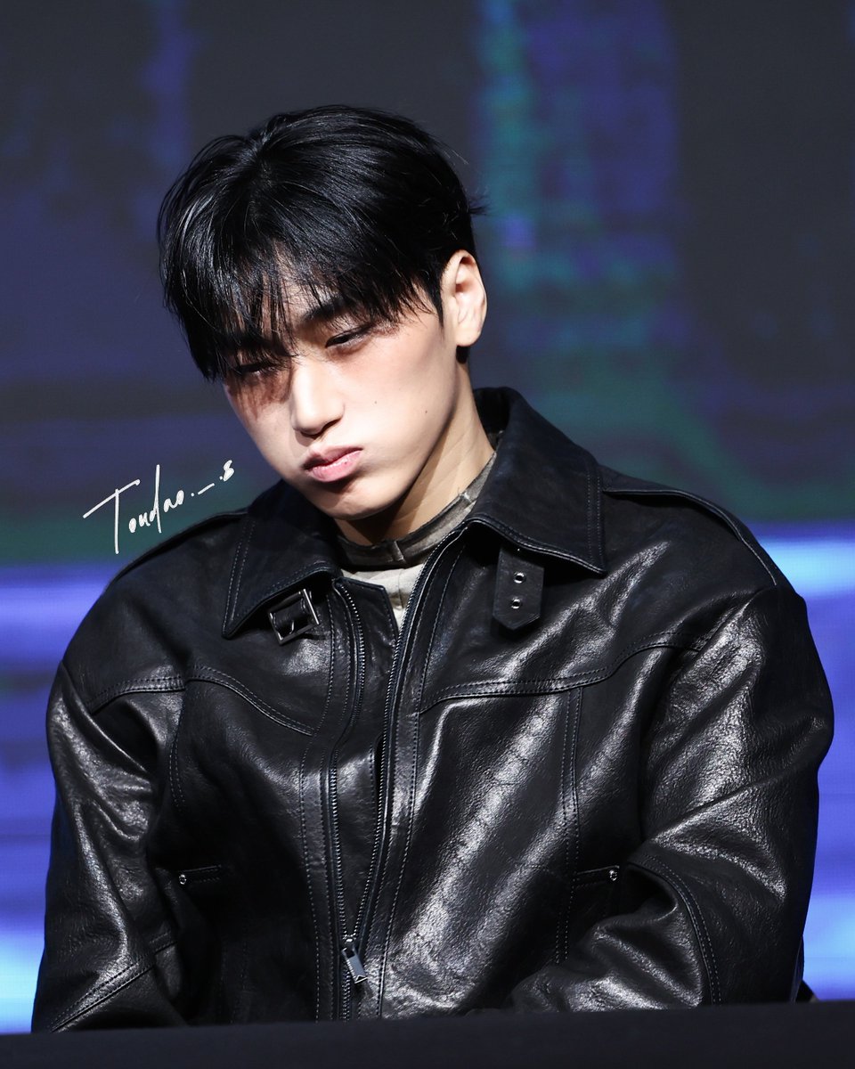 penumbra_ba's tweet photo. 260207 fromm 산⛰️
⁺◦📷✧.🖤𖥔🪄

#ATEEZ #에이티즈
#CHOISAN #최산
#SAN #산 https://t.co/wPGuv9ZwEP
