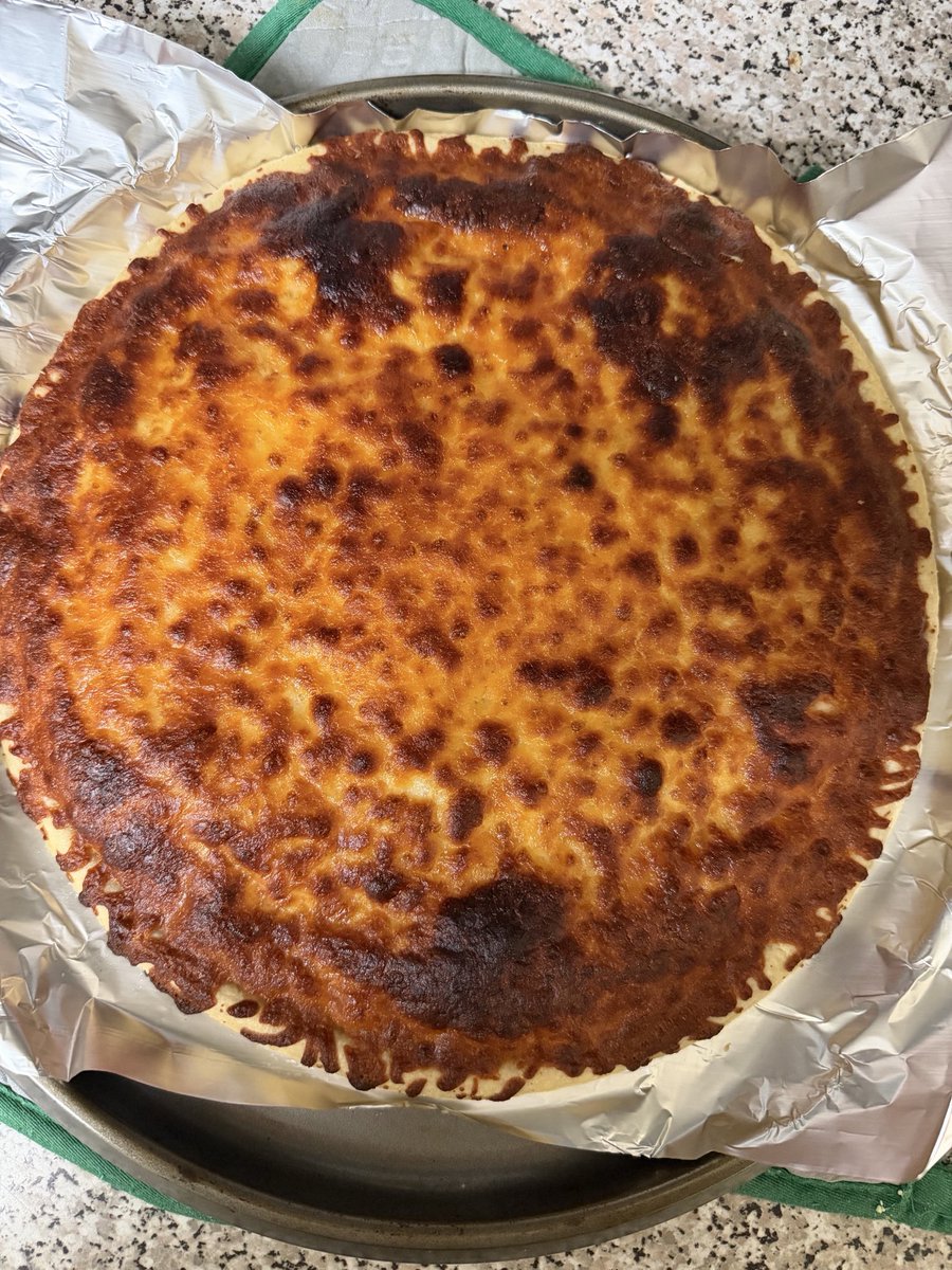 samgonzalez125's tweet photo. Cheese Pizza from @HomeRunInn 🍕🍕🍕🍕 https://t.co/Q3oj4ur4UC