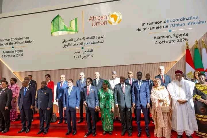 NigerMarche's tweet photo. À El #Alamein, SE Issoufou Mahamadou, Champion de la #ZLECAf, appelle à accélérer l’intégration économique africaine : commerce intra-africain, investissements, corridors, commerce numérique et mobilisation des ressources pour financer le développement du continent.
#Afrique #UA https://t.co/Gnz5TEmuop