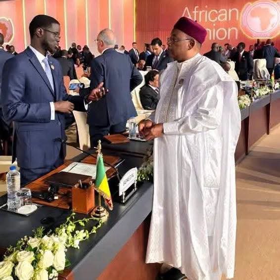 NigerMarche's tweet photo. À El #Alamein, SE Issoufou Mahamadou, Champion de la #ZLECAf, appelle à accélérer l’intégration économique africaine : commerce intra-africain, investissements, corridors, commerce numérique et mobilisation des ressources pour financer le développement du continent.
#Afrique #UA https://t.co/Gnz5TEmuop