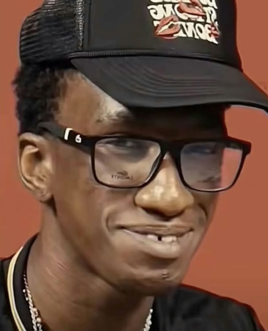 Joerichofficia's tweet photo. If Movo fine pass you, your life don spoil be that😂😩🤦🏽‍♂️ https://t.co/fKG7fKVw31