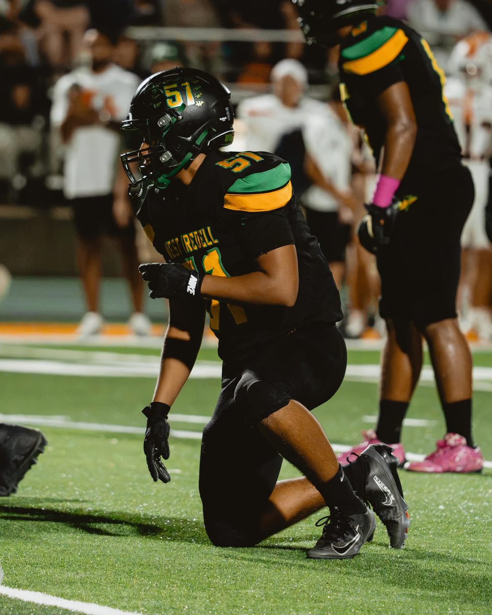 BJ3Edge's tweet photo. @WIHS_Football @FB_CoachFitz @behrendt_colton @CoachDShearer @CoachBWitt_ @Jhilly79 @Coach_TKnight @CoachVellucci @CoachKhub 
Big win for the Warriornation. I was blessed to be named defensive player of the game. https://t.co/AT1otBp2KY