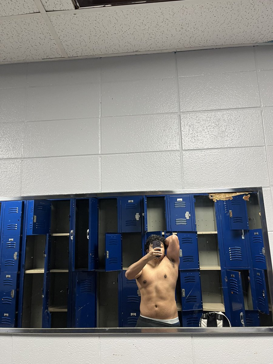 yo1tzcj's tweet photo. ✞———————♧———————✞
 ✞ nsfw ♧ mdni  ✞
♰ 22 
♰ single 
♰ he/him 
♰ I am Dom/Sub❖ and I have LOT of kinks! 
♰ I love playing games Im a PS5 player! 
♰ I’m a yapper so prepare for rambles! 
♰ DMS are always open for anything :D 
#nsfw #nsfwtwt #nsfwtwtًً https://t.co/Lku2lhGzxA
