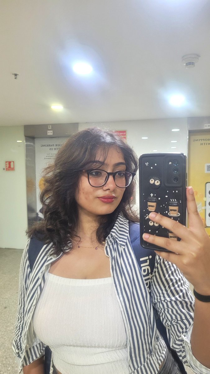 DavalindaC's tweet photo. Finally did something I have been planning for a very long time...

I GOT MY NOSE PIERCED 🥹✨️
How is it ? https://t.co/m3dHyRztWM